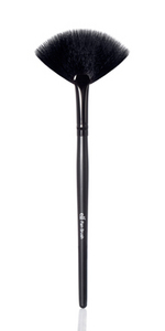 Elf studio fan brush